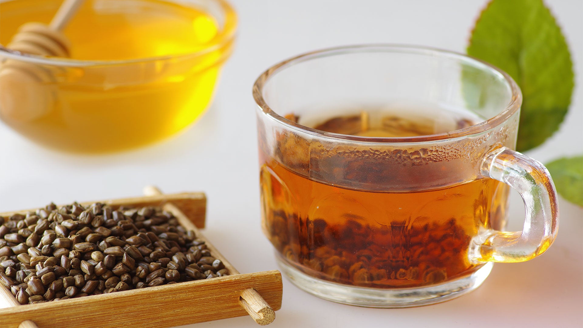 3 Cassia Seed Tea Recipes to Aid Vision and Digestion