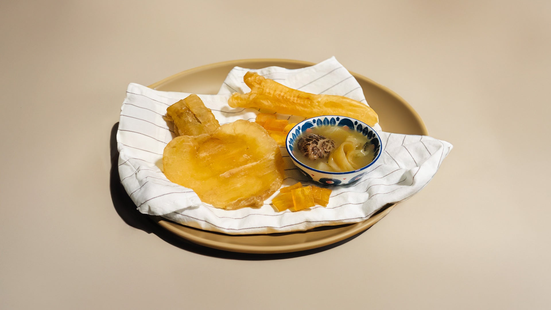 How to Prepare Dried Fish Maw for Cooking
